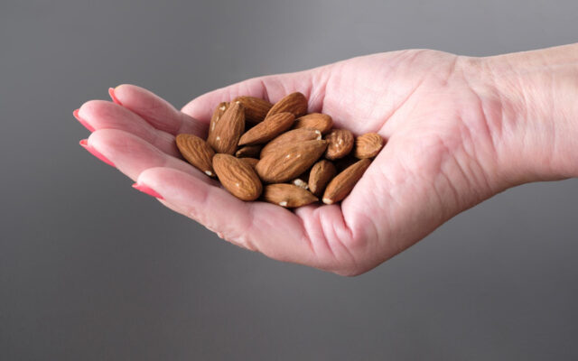 5 motivi per scegliere semi, noci e frutta secca biologici